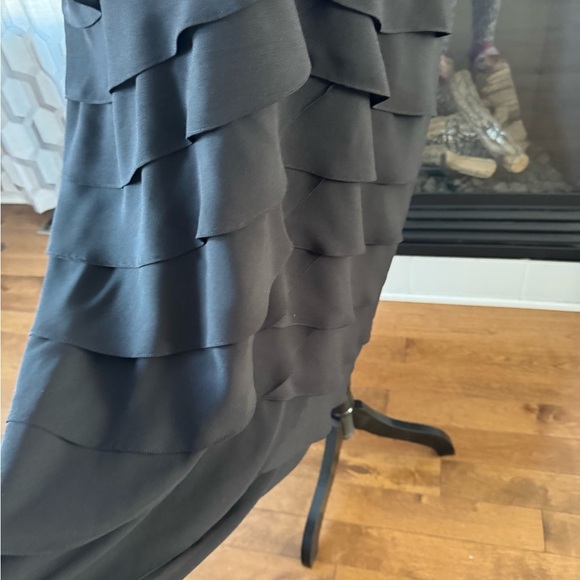 Adrianna Papell Black Tiered Sheath Midi Dress. Ptp 24” lenght 40” - Picture 5 of 7